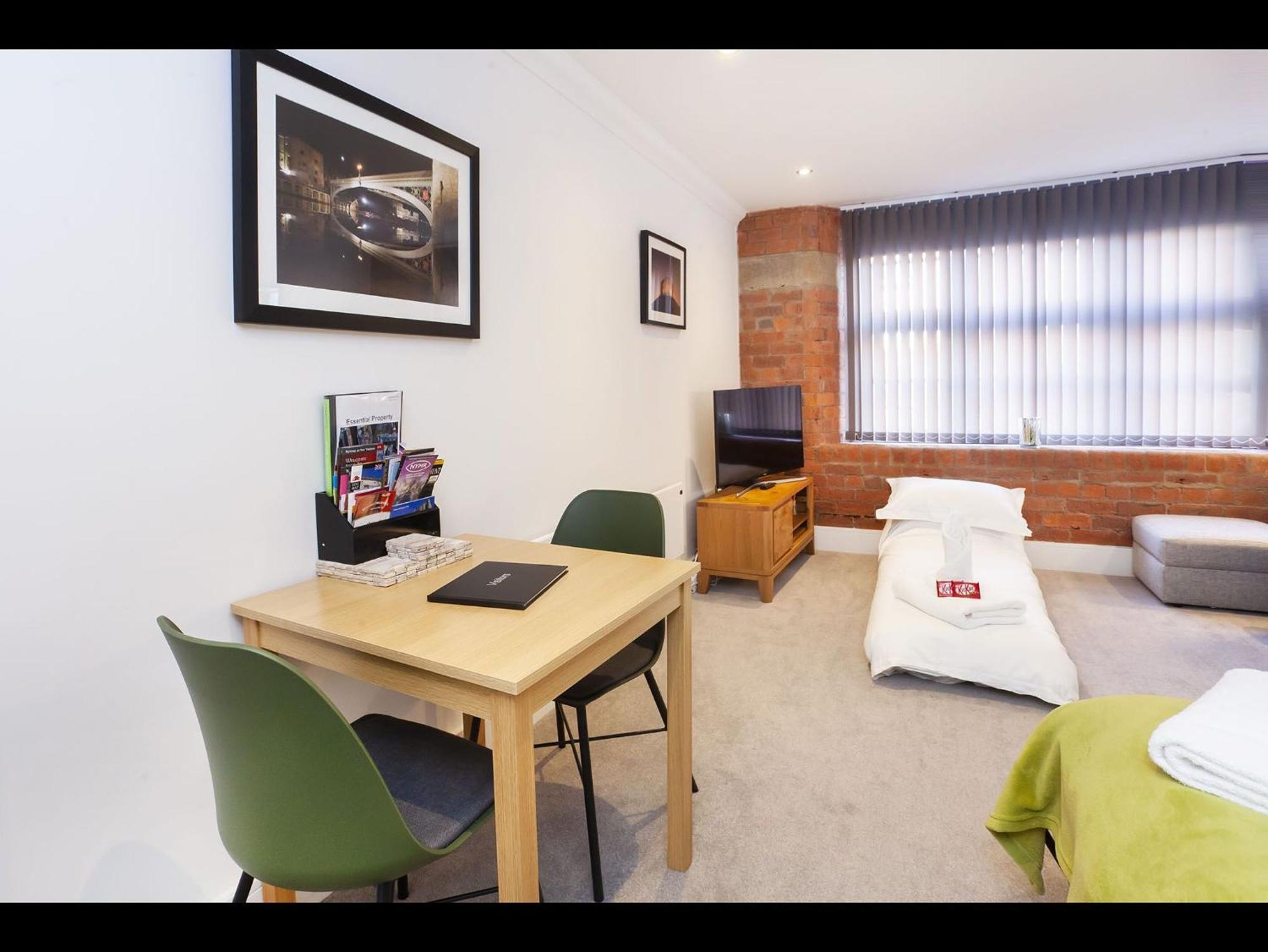 58 Cocoa Suites York Exteriér fotografie